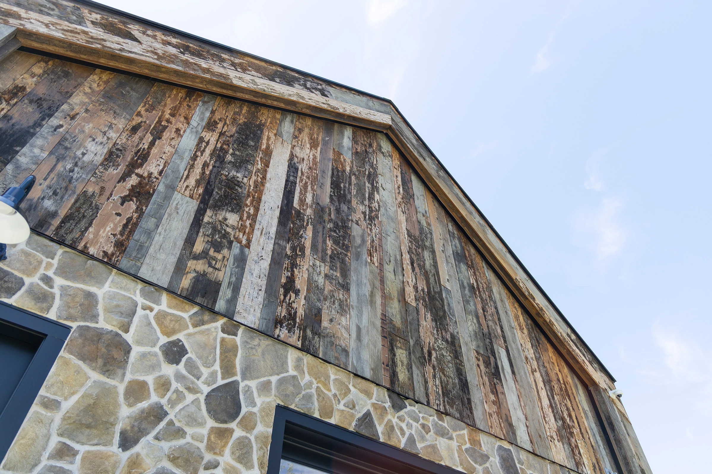 building-weathered-stone-wall-beam-wooden-sky-under